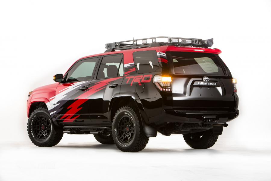  Toyota 4Runner by TRD 2015 года  (фото 2 из 5)